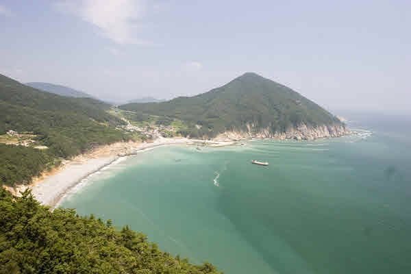 여차몽돌해변