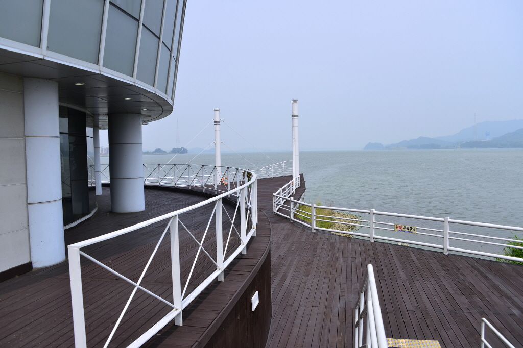 조류생태전시관